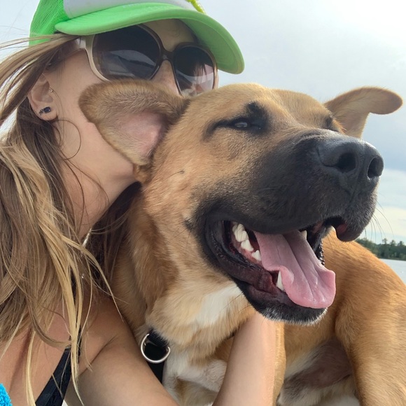 Meet your Posher, Katie - Picture 1 of 1